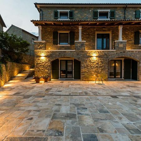 L'Abbraccio Della Quercia Apartment Momjan Luaran gambar