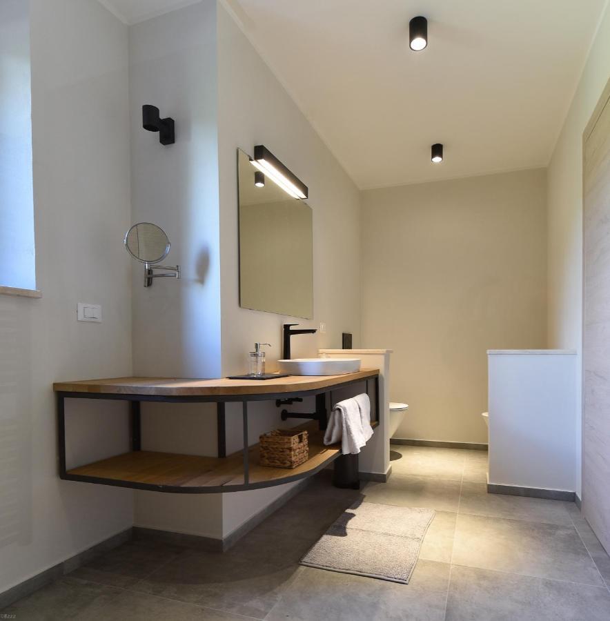 L'Abbraccio Della Quercia Apartment Momjan Luaran gambar