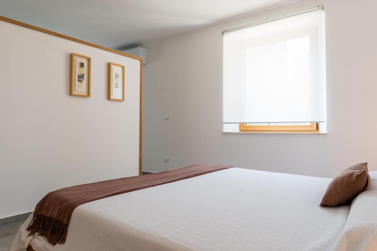 L'Abbraccio Della Quercia Apartment Momjan Luaran gambar
