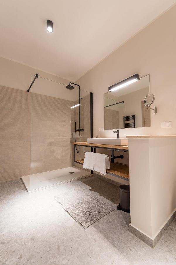 L'Abbraccio Della Quercia Apartment Momjan Luaran gambar