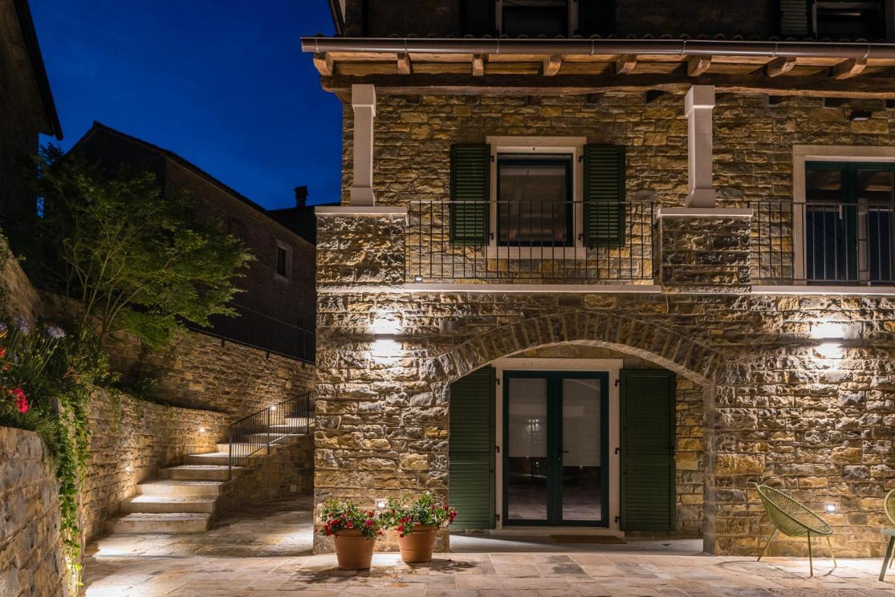 L'Abbraccio Della Quercia Apartment Momjan Luaran gambar