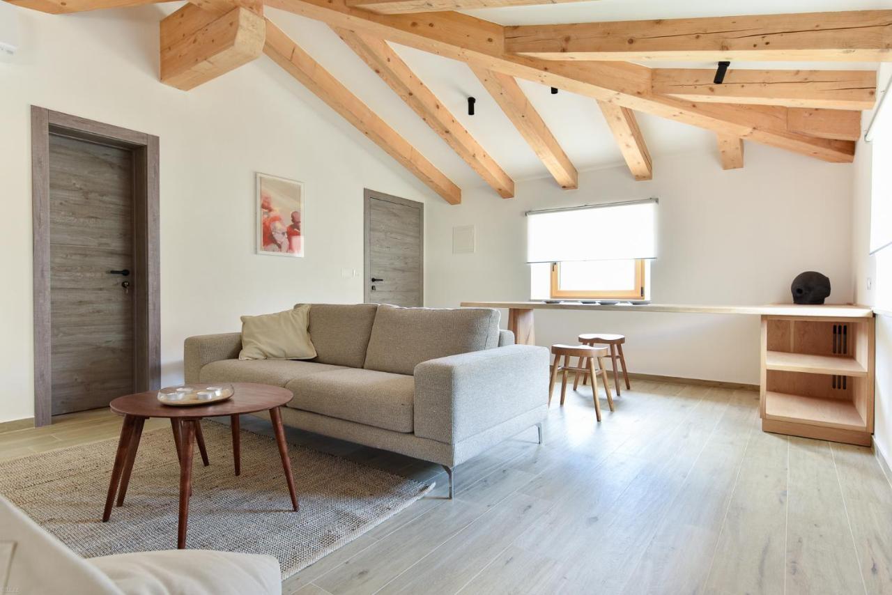 L'Abbraccio Della Quercia Apartment Momjan Luaran gambar